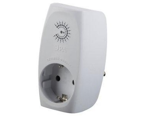 Фильтр сетевой 1 розетка с заземл. SF-1e-W защ. шторки бел. ЭРА Б0027844