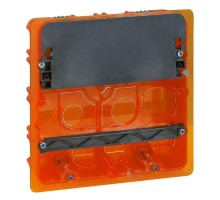 Коробка Batibox 142х142 Leg 080193