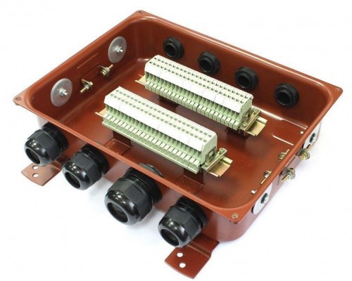 Коробка КМ 65-40 У2 пластиковый ввод IP54 ЗЭТАРУС zeta30359