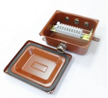 Коробка КС-10 УХЛ1.5 IP65 (с латун. вводом) ЗЭТАРУС zeta30335