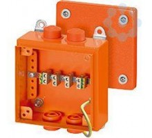 Коробка распределительная ОП 150х150х80мм IP66 с клемм. FK 9025 HENSEL 6000114