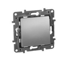 Механизм переключателя 1-кл. СП Etika 10А IP20 250В 10AX авт. зажимы алюм. Leg 672405