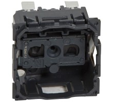 Механизм розетки 1-м СП Celiane 16А IP20 защ. шторки франц. станд. с безвинт. зажим. Leg 067110