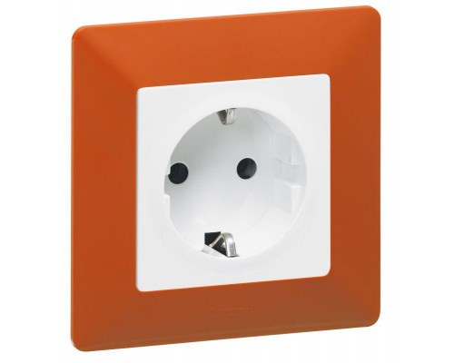 Механизм розетки 1-м СП Valena Life 16А IP20 250В 2К+З с лиц. панелью защ. шторки безвинт. зажимы бел. Leg 753420