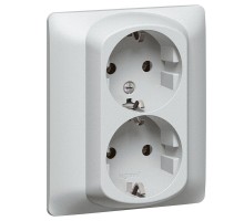 Механизм розетки 2-м СП Galea Life 2х2К+З с защ. шторками алюм. Leg 771331