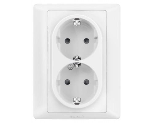 Механизм розетки 2-м СП Valena Life 16А IP20 250В 2х2К+З с лиц. панелью защ. шторки безвинт. зажимы бел. Leg 753426