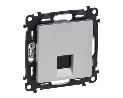 Механизм розетки комп. 1-м Valena Life RJ45 CAT.5E UTP с лицевой панелью алюм. Leg 753640