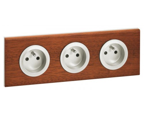 Механизм розетки СП Celiane 2К+З защ. шторки франц. станд. с безвинт. зажим. Leg 067111