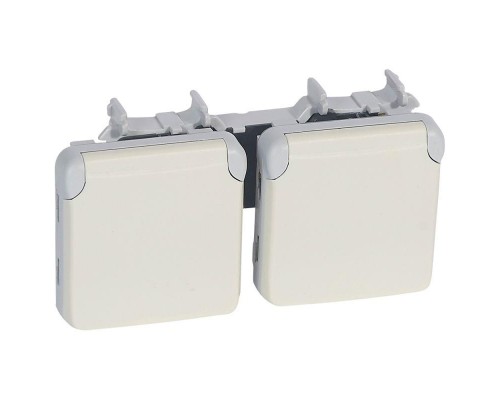 Механизм розетки СП Plexo 2К+З франц. станд. бел. 2п. верт. Leg 069643