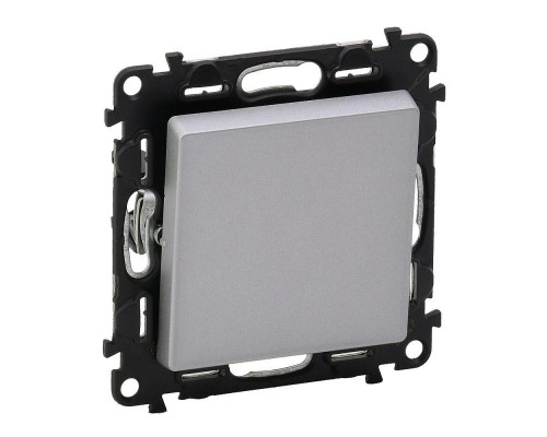 Механизм выключателя кнопочный 1-кл. Valena Life 6А 250В с лиц. панелью безвинт. зажимы алюм. Leg 752611