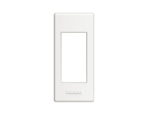 Рамка 1-м LivingLight бел. Leg BTC LND4811BI