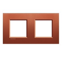 Рамка 2-м LivingLight прямоугол. красн. шелк Leg BTC LNA4802M2RK