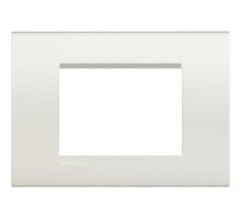 Рамка 3мод. LivingLight прямоугол. бел. Leg BTC LNA4803BI