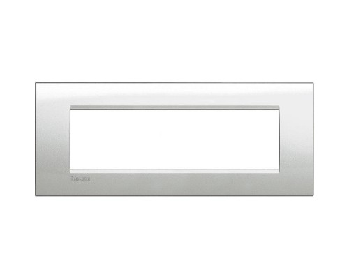 Рамка 7-м LivingLight Лунное серебро Leg BTC LNA4807GL
