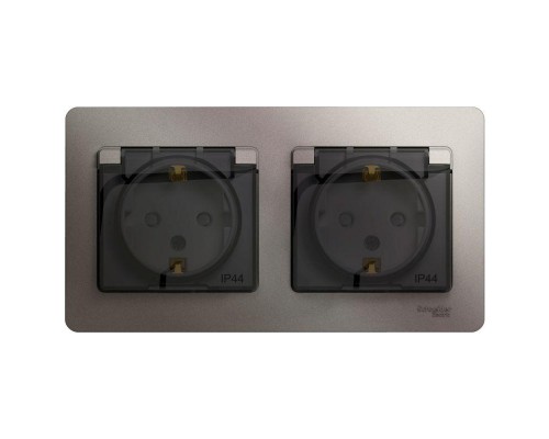 Розетка 2-м СП Glossa 16А IP44 защ. шторки с заземл. в сборе платина SchE GSL001247