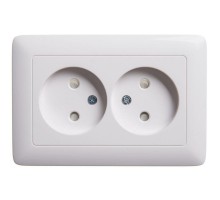 Розетка 2-м СП Хит 16А защ. шторки без заземл. бел. SchE RS16-230-B