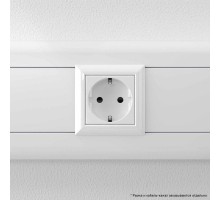 Розетка 2мод. 2P+E Avanti Белое облако защ. шторки DKC 4400002