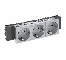 Розетка 3-м Modul45connect 16А 250В STD-D0C AL3 0град. с заземл. серебр. OBO 6120392