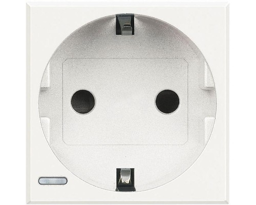 Розетка Axolute 10/16А 250В 2К+3 с боковыми зазем. конт. Schuko с экранированными контактами нем. станд. бел. Leg BTC HD4141
