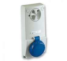 Розетка PNL INTERL 16А 3P 220В 6ч IP65 SchE 82081