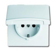 Розетка Schuko Allwetter44 16А 250В 20 EUGK-34-101-500 с защ. крышкой (уплот. кольцо в комплекте) IP44 альп. бел. ABB 2CKA002064A0310