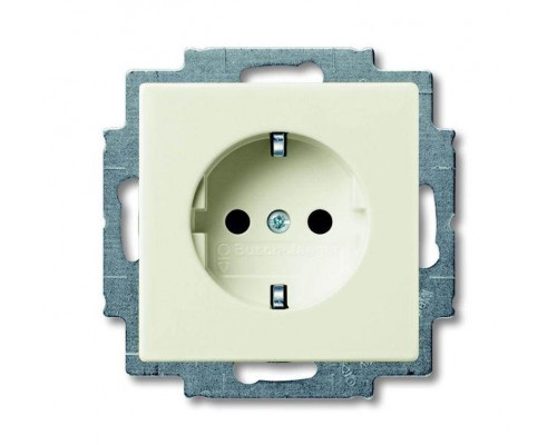 Розетка Schuko Basic 55 16А 250В chalet-white ABB 2CKA002011A6144