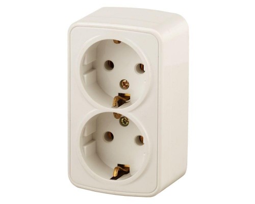 Розетка ОП Polo 2х2P+E Schuko 3-204-02 16А-250В IP20 сл. кость Intro Б0036131