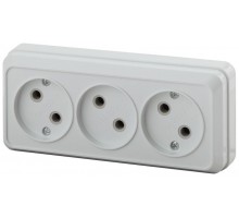 Розетка ОП Quadro 3х2P 2-205-01 16А-250В IP20 бел. Intro Б0036141