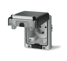 Розетка СП компактная IP66 с вставленной вилкой DKC DIS5706407