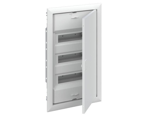 Шкаф внутреннего монтажа на 36М с винтовыми N/PE UK630V3RU ABB 2CPX077857R9999