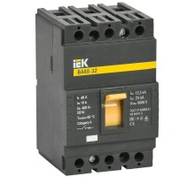 Выключатель автоматический 3п 40А 25кА ВА 88-32 ИЭК SVA10-3-0040
