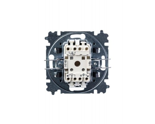 Выключатель кнопочный 1-кл. СП Levit IP20 серебр./дым. черн. ABB 2CHH599145A6070